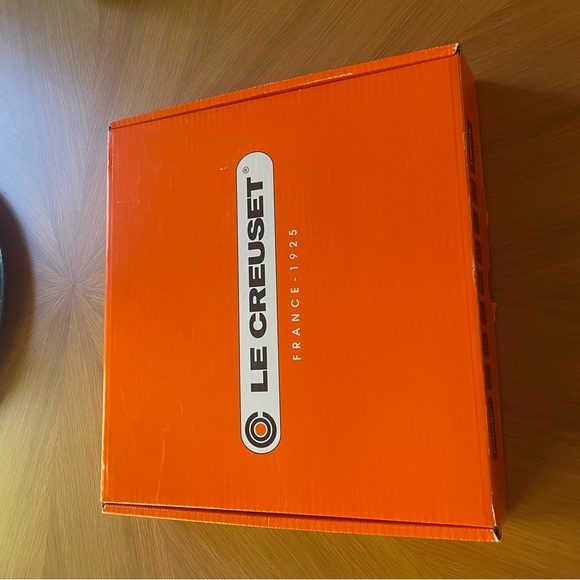 New Le Creuset Cast Iron Ribbed Bistro Pan Grill Griddle - Picture 5 of 12